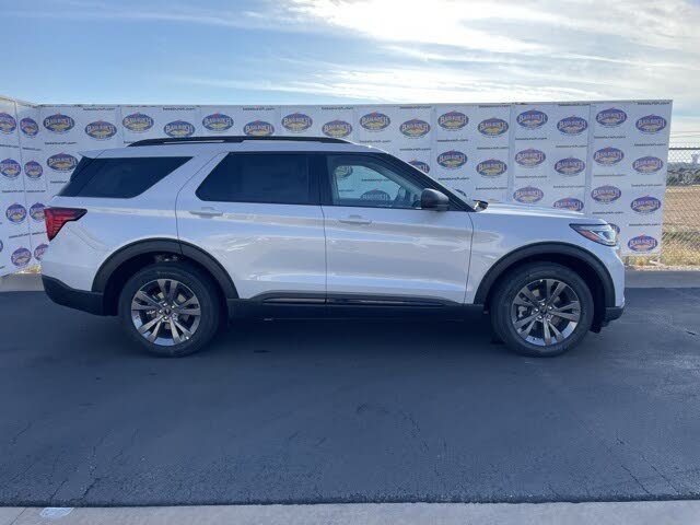 2026 Ford Explorer Active AWD