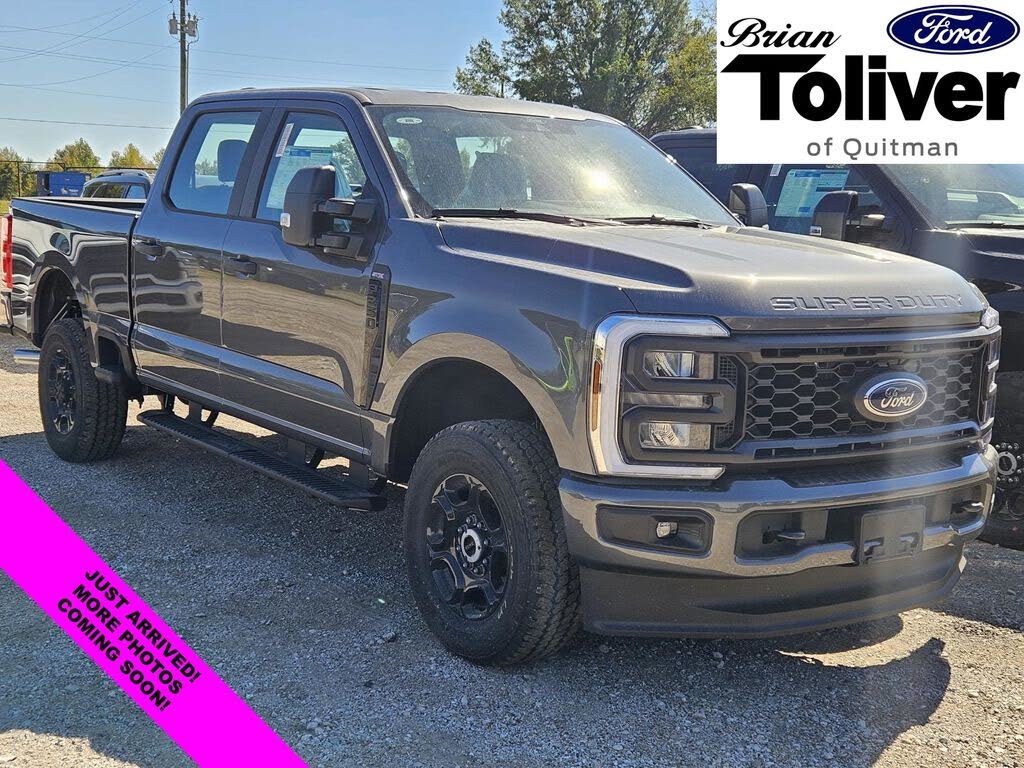 2026 Ford F-250 Super Duty XL Crew Cab 4WD