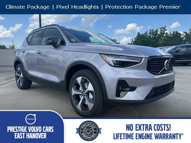 2026 Volvo XC40 B5 Plus AWD