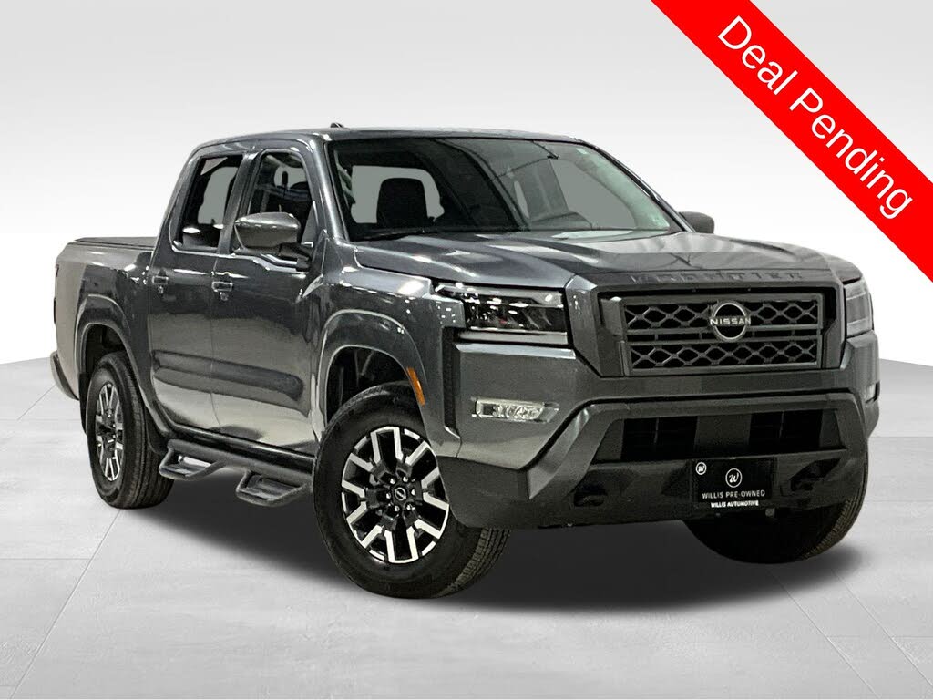 2024 Nissan Frontier SL 4dr Crew Cab 4WD