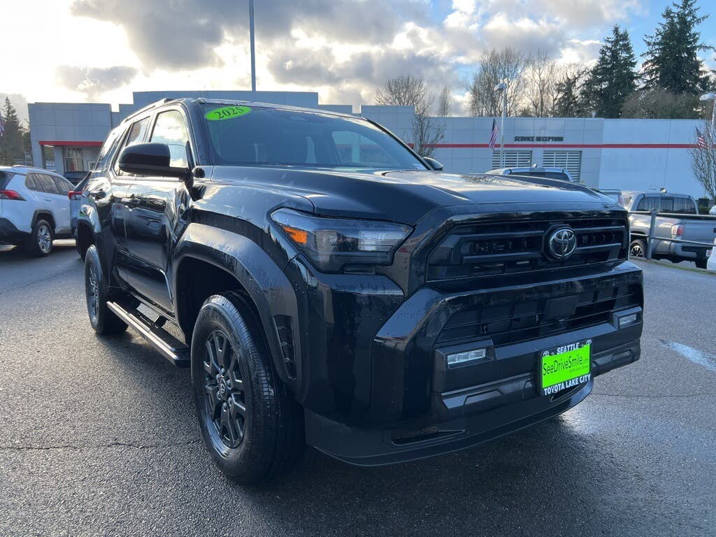 2025 Toyota 4Runner SR5 4WD