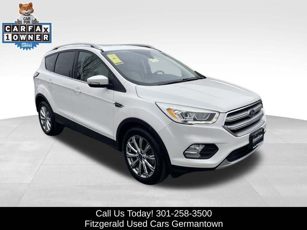 2017 Ford Escape Titanium FWD