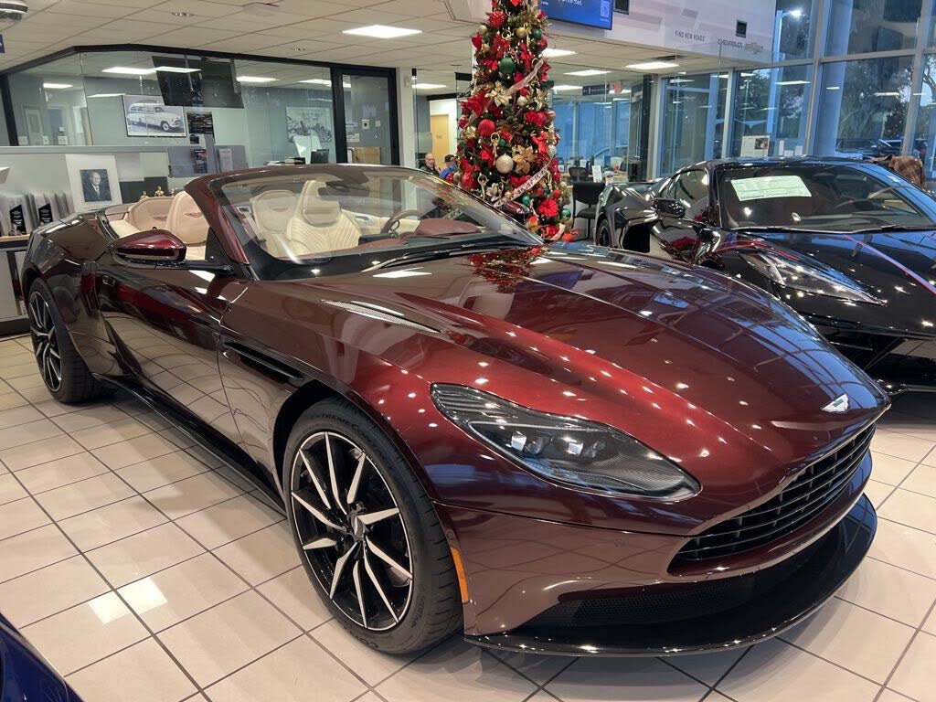 2019 Aston Martin DB11 V8 Volante Convertible RWD