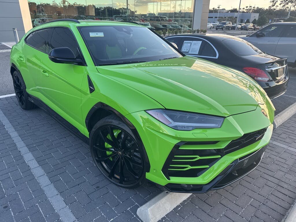 2021 Lamborghini Urus AWD