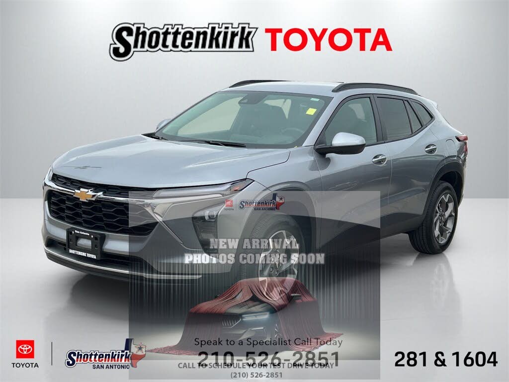 2025 Chevrolet Trax LT FWD