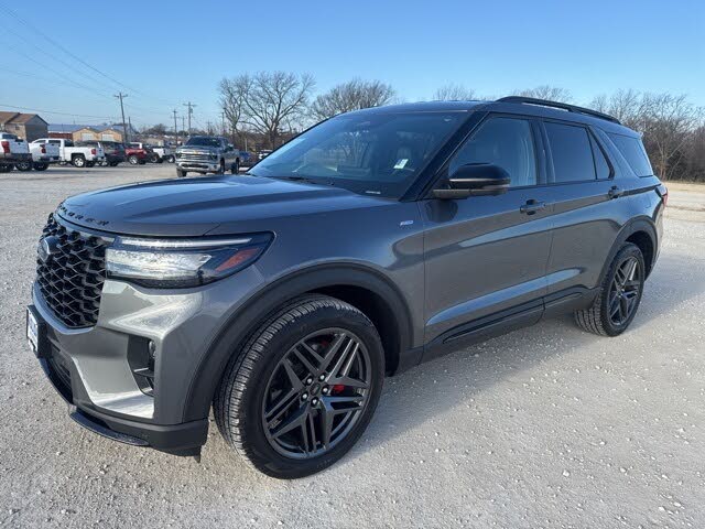 2025 Ford Explorer ST-Line AWD