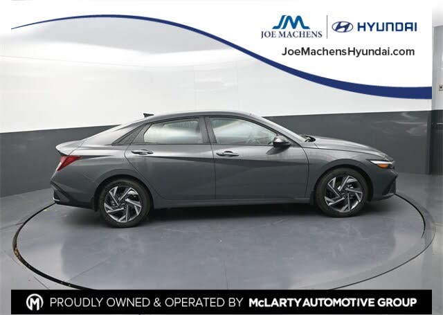 2025 Hyundai Elantra SEL Sport FWD