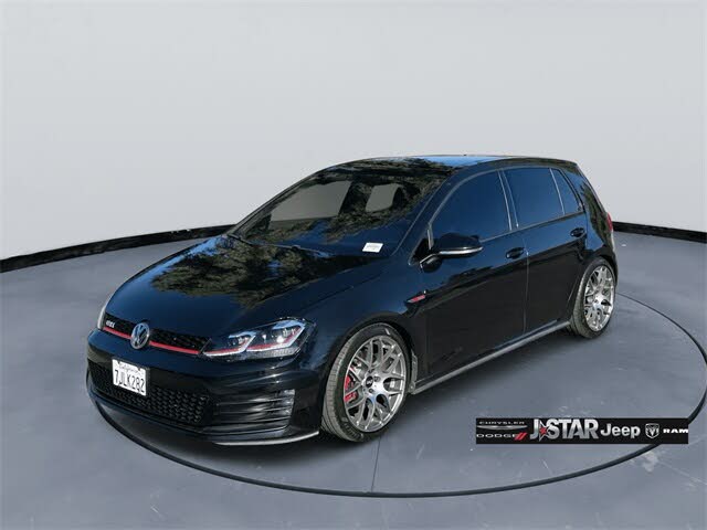 2015 Volkswagen Golf GTI 2.0T SE 4-Door FWD