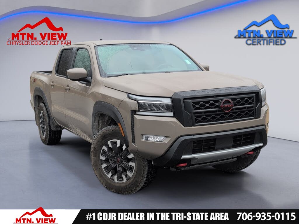 2024 Nissan Frontier PRO-4X Crew Cab 4WD