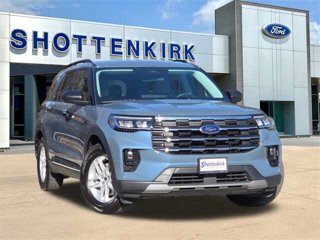 2025 Ford Explorer Active RWD