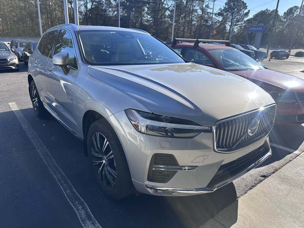 2022 Volvo XC60 B5 Inscription FWD