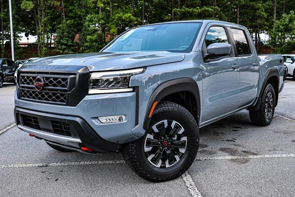 2024 Nissan Frontier PRO-4X Crew Cab 4WD