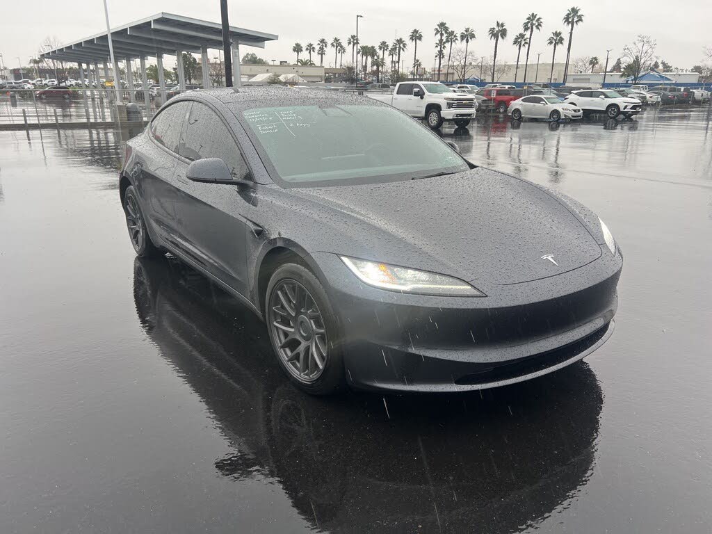 2025 Tesla Model 3 Long Range RWD