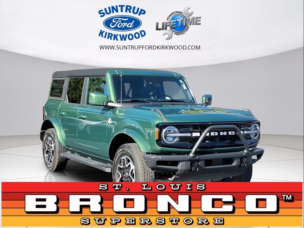 2024 Ford Bronco Outer Banks 4-Door 4WD
