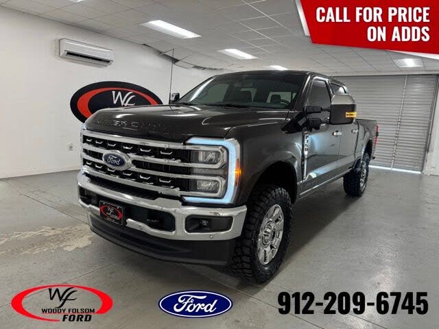 2025 Ford F-350 Super Duty Lariat Crew Cab 4WD