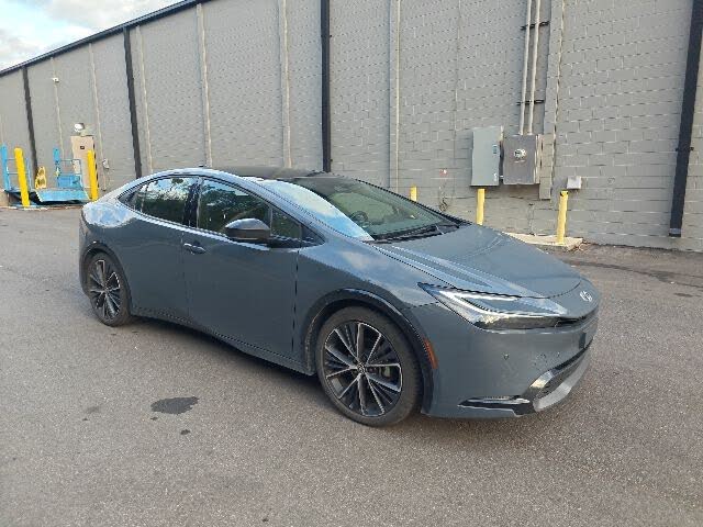 2025 Toyota Prius XLE FWD