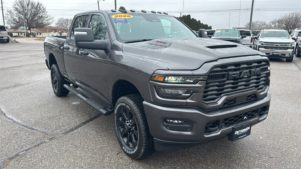 2026 RAM 2500 Tradesman Crew Cab 4WD