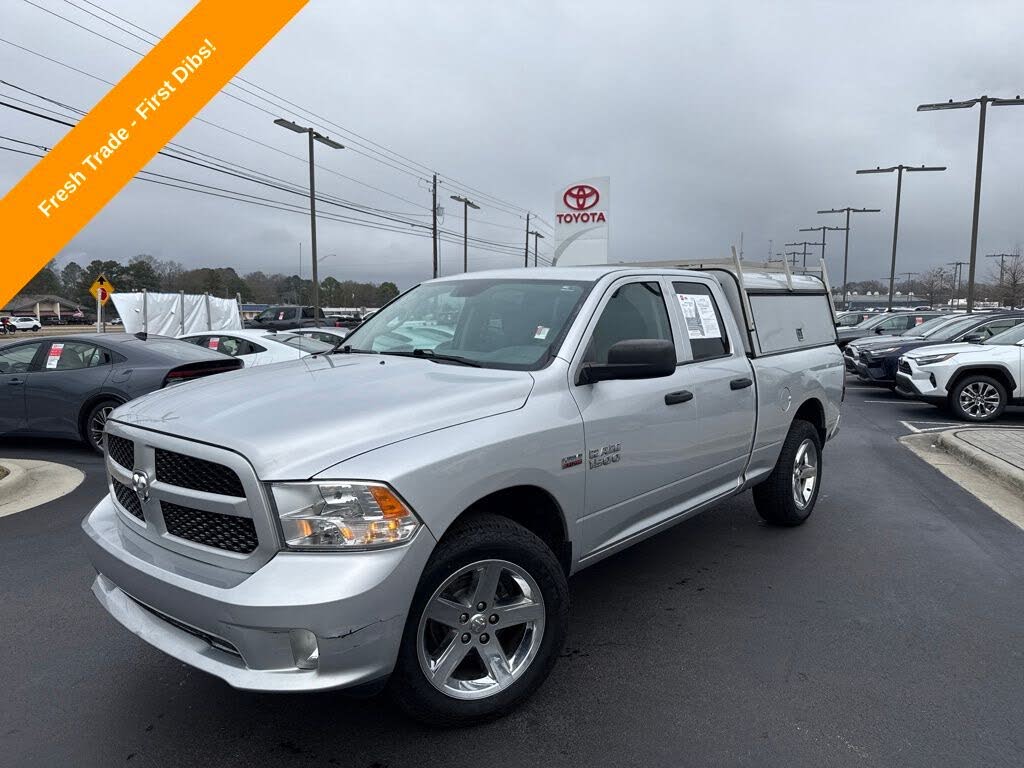 2017 RAM 1500 Express Quad Cab 4WD