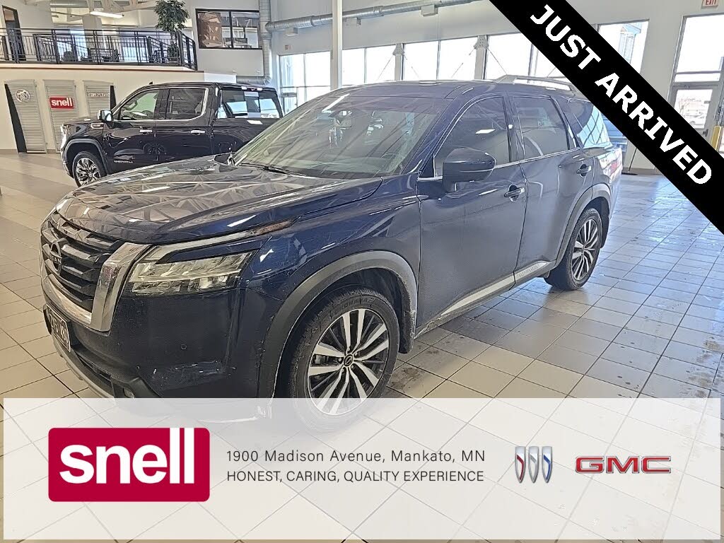 2022 Nissan Pathfinder Platinum 4WD