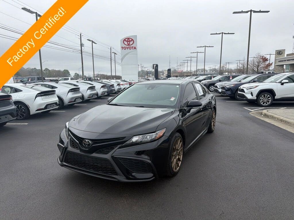 2023 Toyota Camry SE Nightshade FWD