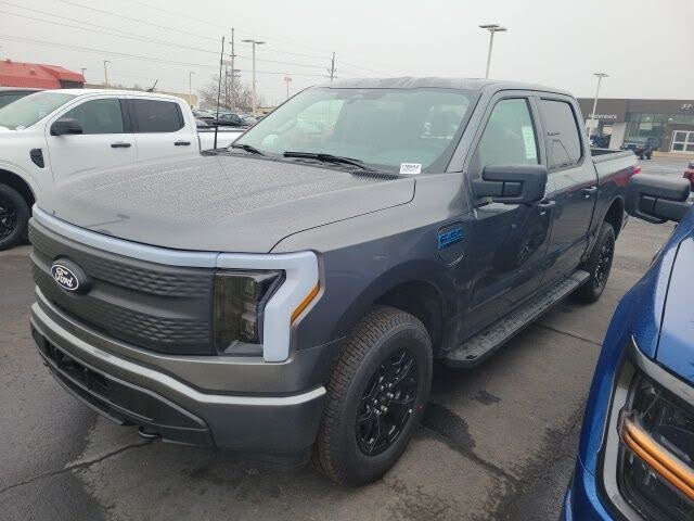 2025 Ford F-150 Lightning XLT SuperCrew AWD