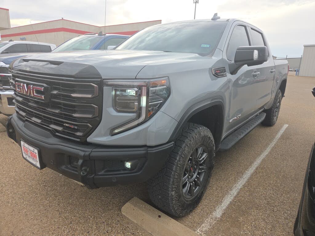 2025 GMC Sierra 1500 AT4X Crew Cab 4WD