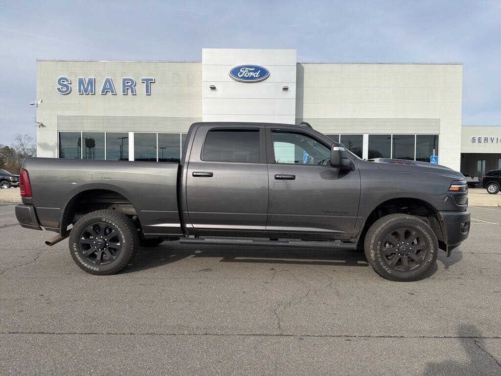 2025 RAM 2500 Laramie Crew Cab 4WD