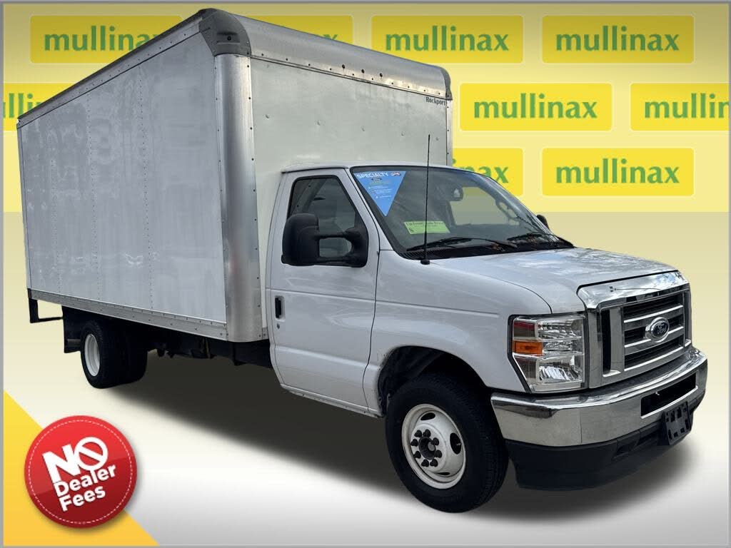 2024 Ford E-Series Chassis E-350 SD Cutaway SB RWD
