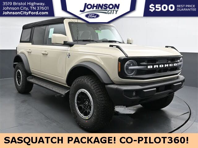 2025 Ford Bronco Outer Banks 4-Door 4WD