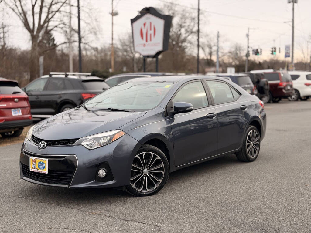 2015 Toyota Corolla S Plus