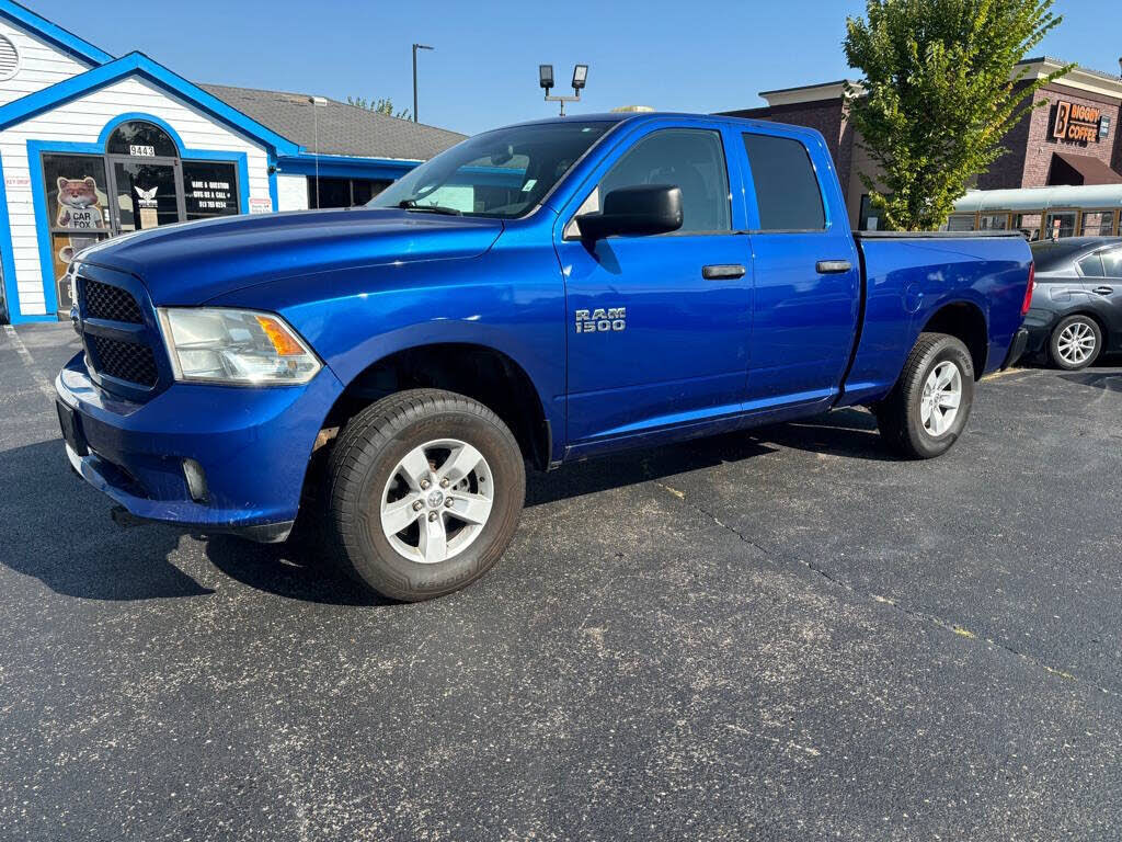 2016 RAM 1500 ST Quad Cab 4WD