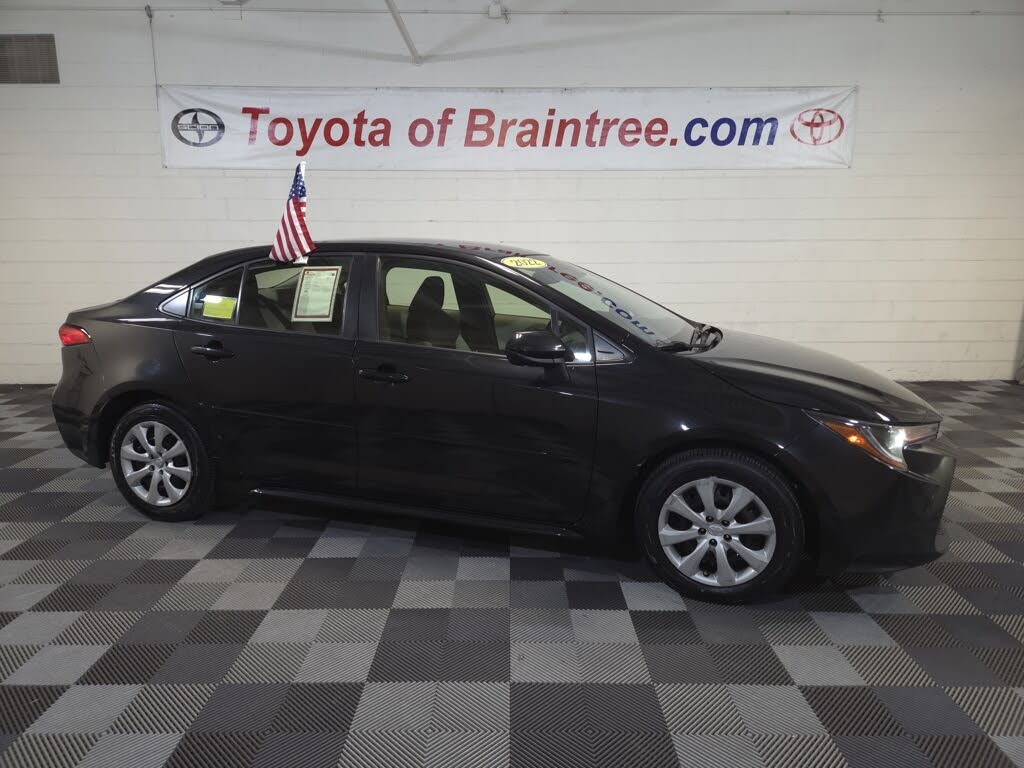 2022 Toyota Corolla LE FWD