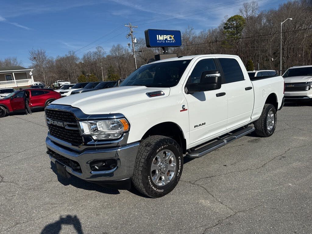 2024 RAM 2500 Big Horn Crew Cab 4WD