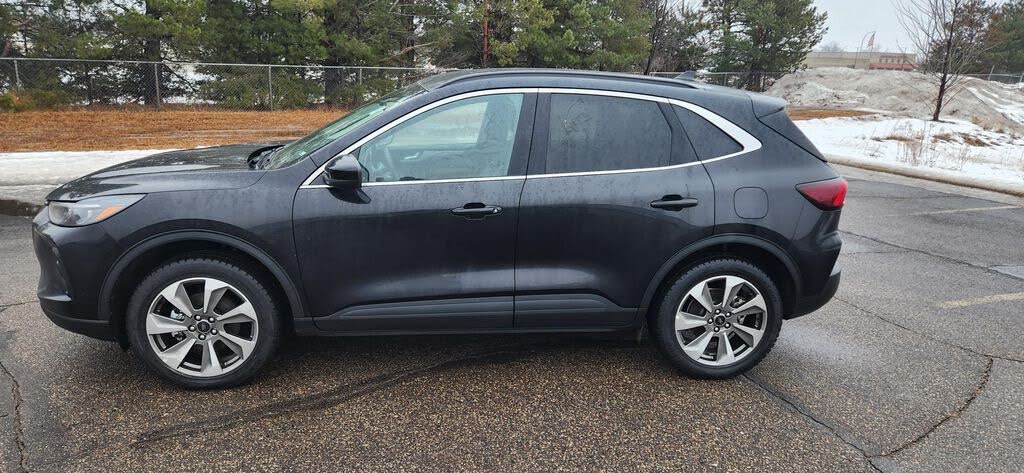 2025 Ford Escape Platinum AWD