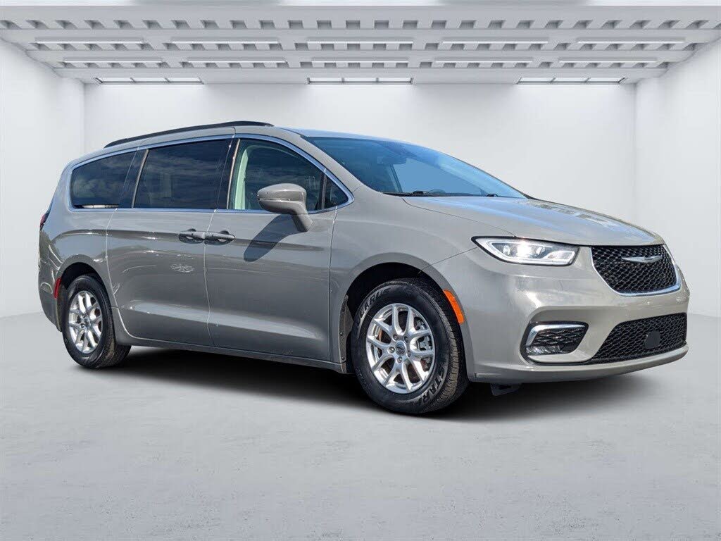 2022 Chrysler Pacifica Touring L FWD