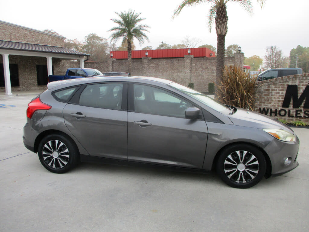 2012 Ford Focus SE Hatchback