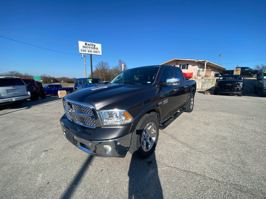 2016 RAM 1500 Laramie Crew Cab 4WD