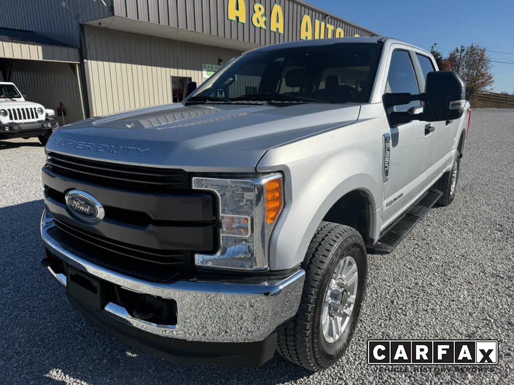 2017 Ford F-250 Super Duty XL Crew Cab 4WD