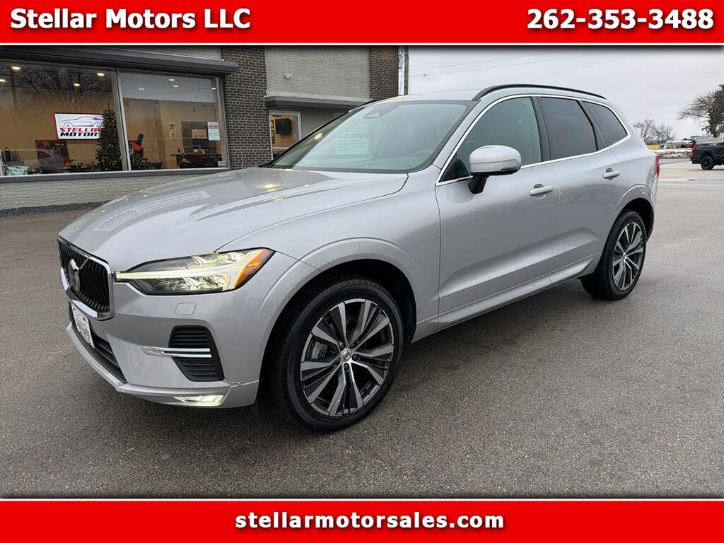 2022 Volvo XC60 B5 Momentum AWD
