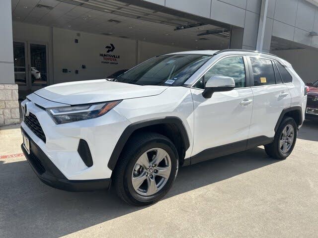 2025 Toyota RAV4 XLE AWD