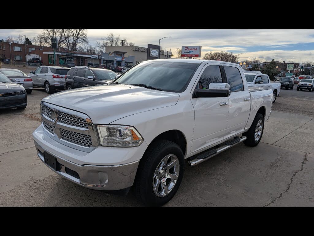 2016 RAM 1500 Laramie Crew Cab 4WD