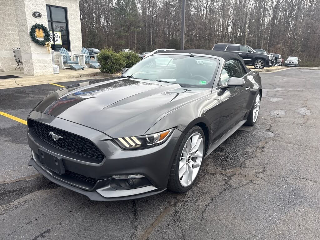 2017 Ford Mustang EcoBoost Premium Convertible RWD