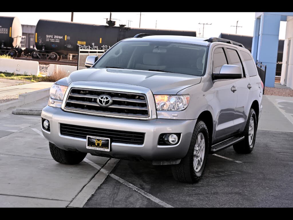 2011 Toyota Sequoia SR5 5.7L 4WD