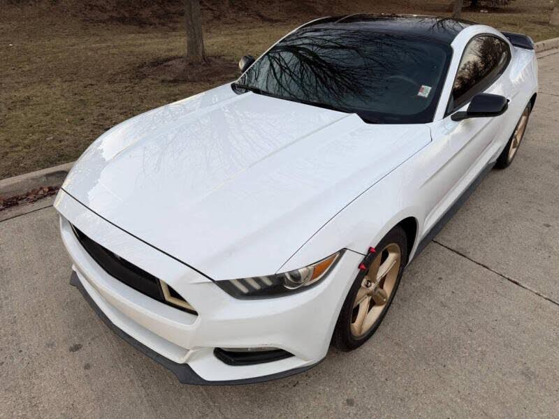 2015 Ford Mustang V6 Coupe RWD
