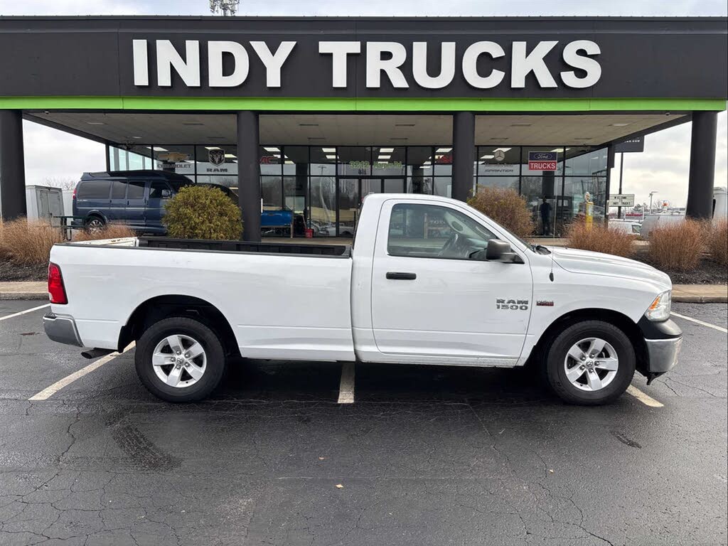 2015 RAM 1500 Tradesman LB RWD
