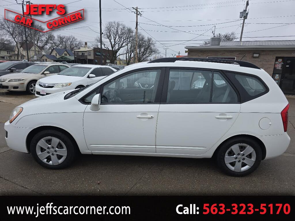 2009 Kia Rondo LX