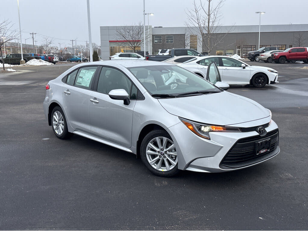 2026 Toyota Corolla LE FWD