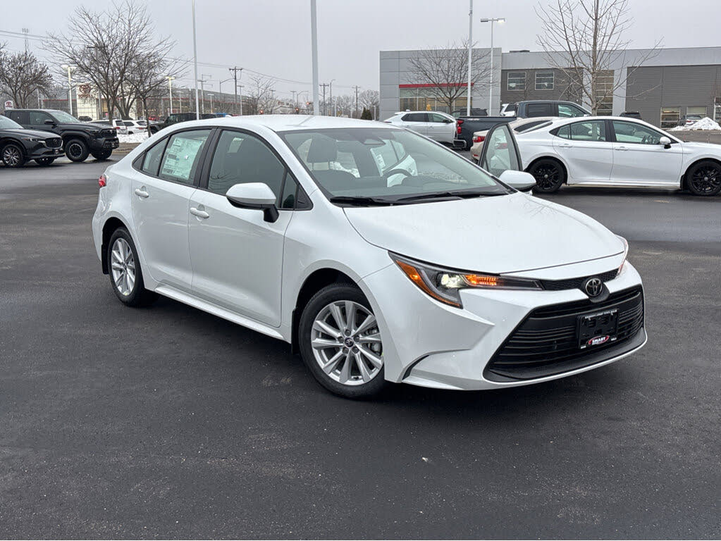 2026 Toyota Corolla LE FWD