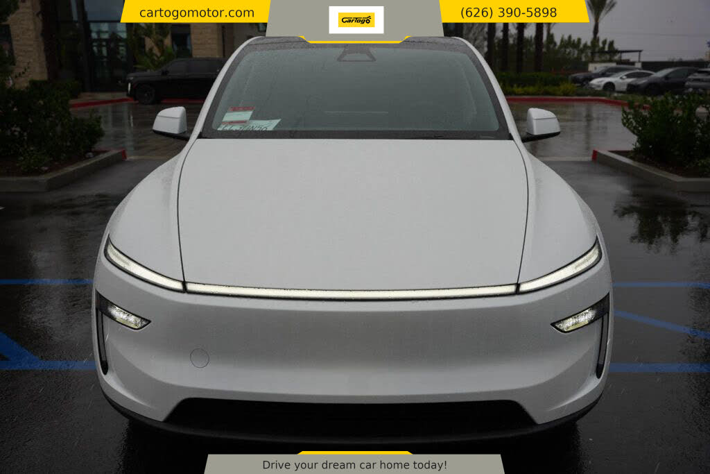 2026 Tesla Model Y Long Range RWD