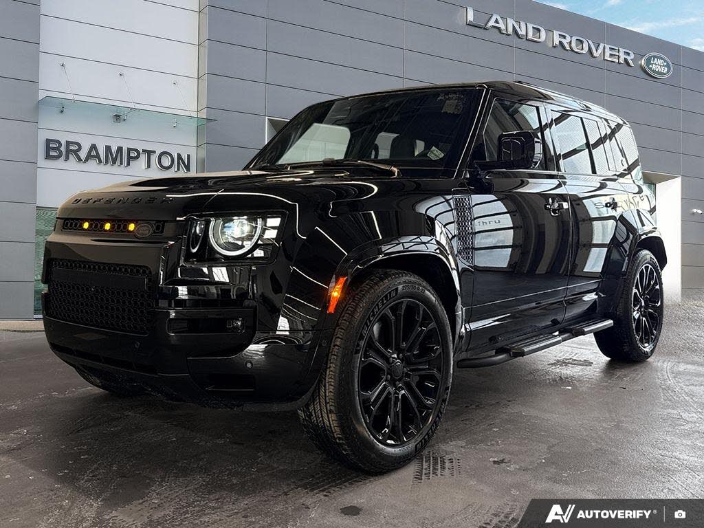 2026 Land Rover Defender 110 P635 OCTA AWD